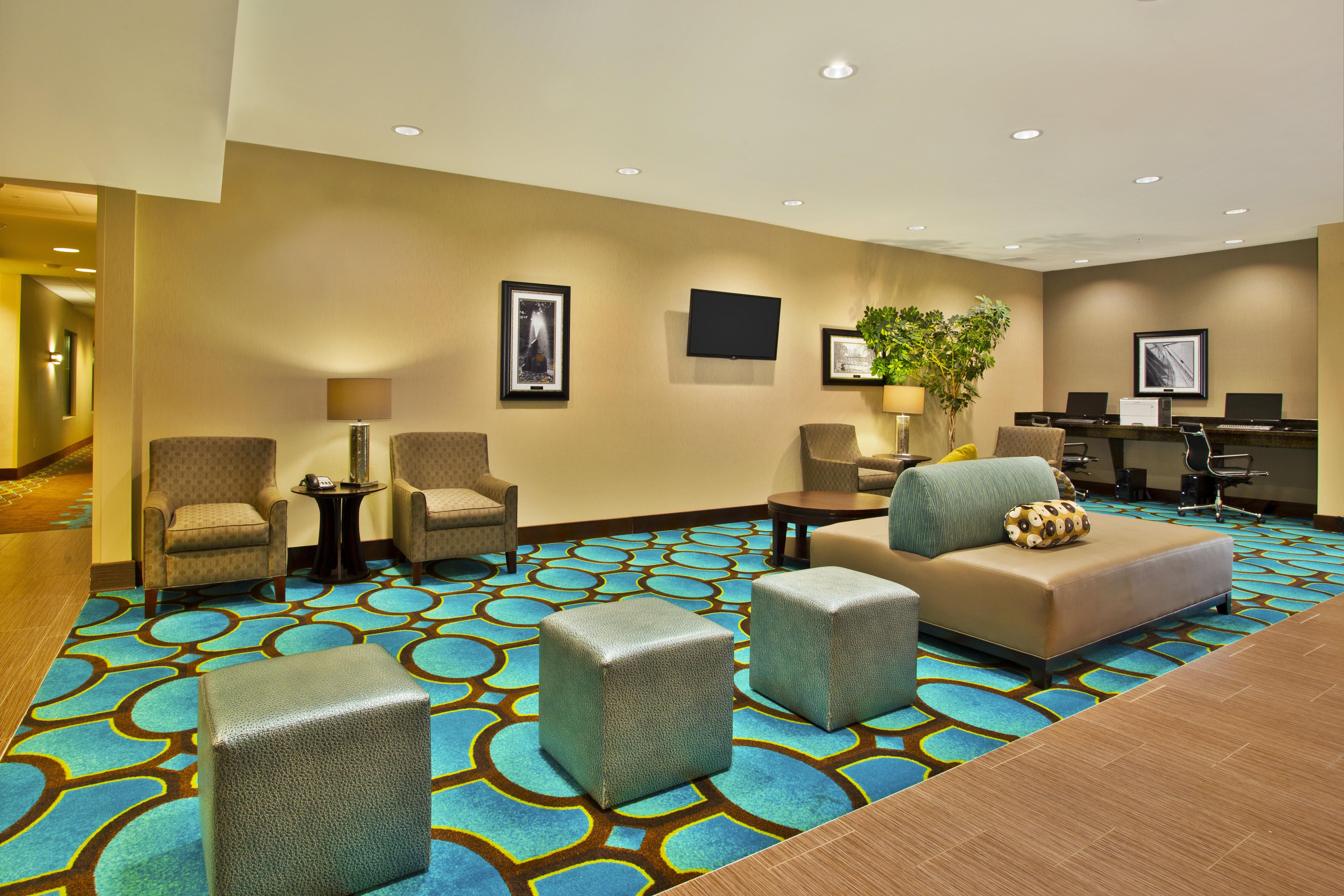 Holiday Inn Express Hastings By Ihg Екстер'єр фото